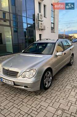 Універсал Mercedes-Benz C-Class 2004 в Рівному