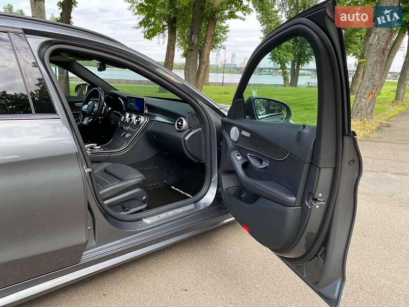 Универсал Mercedes-Benz C-Class 2018 в Киеве