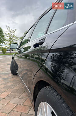 Універсал Mercedes-Benz C-Class 2010 в 