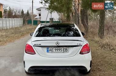 Седан Mercedes-Benz C-Class 2017 в 