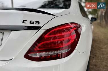 Седан Mercedes-Benz C-Class 2017 в 