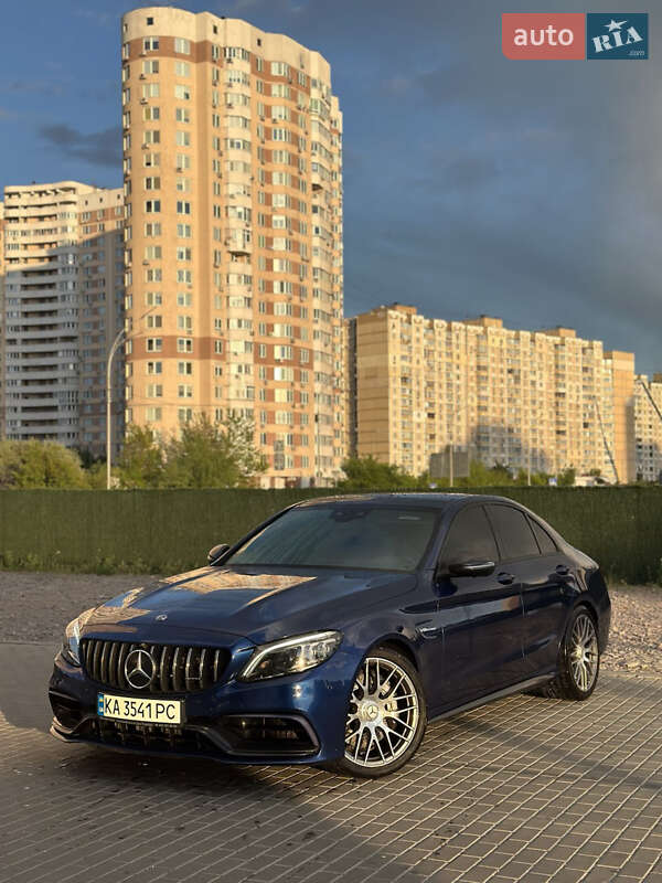 Седан Mercedes-Benz C-Class 2019 в 