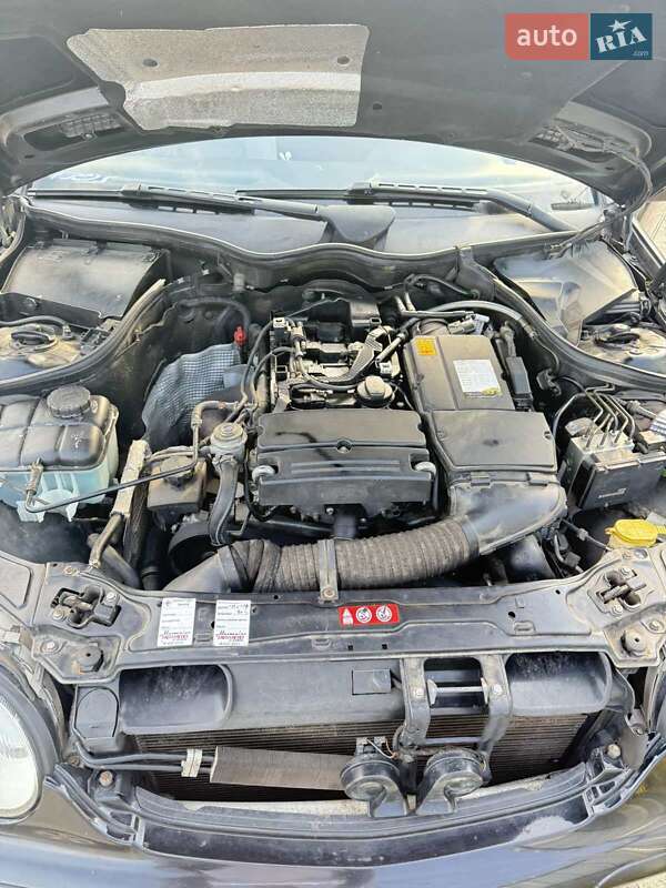 Универсал Mercedes-Benz C-Class 2004 в Одессе