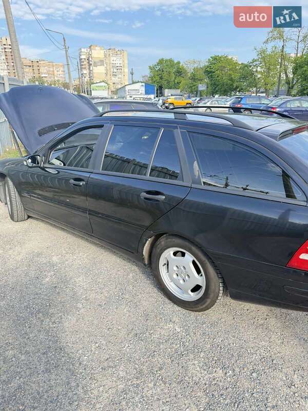 Универсал Mercedes-Benz C-Class 2004 в Одессе