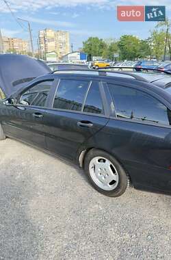 Універсал Mercedes-Benz C-Class 2004 в 