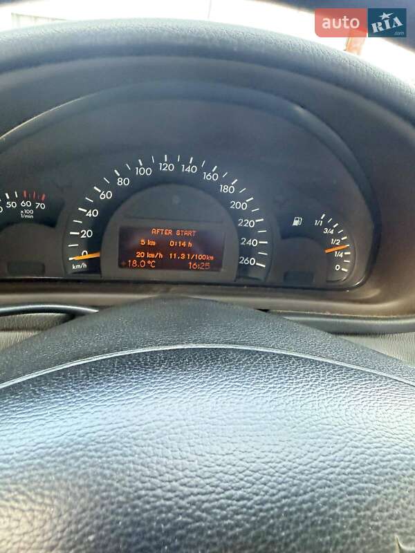 Универсал Mercedes-Benz C-Class 2004 в Одессе