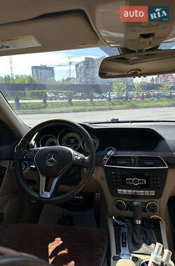 Седан Mercedes-Benz C-Class 2012 в 