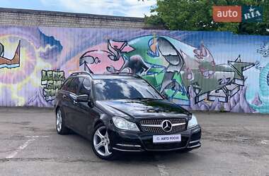 Универсал Mercedes-Benz C-Class 2012 в 
