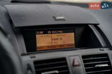 Седан Mercedes-Benz C-Class 2010 в 