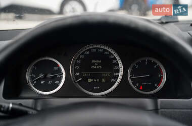 Седан Mercedes-Benz C-Class 2010 в 