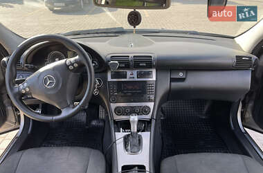 Седан Mercedes-Benz C-Class 2006 в 