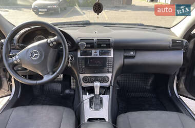 Седан Mercedes-Benz C-Class 2006 в 