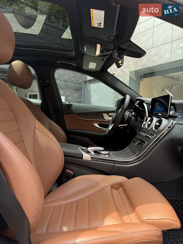 Седан Mercedes-Benz C-Class 2019 в Києві