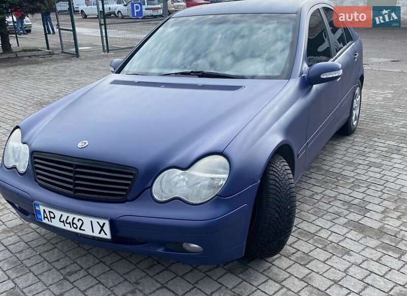 Седан Mercedes-Benz C-Class 2000 в Запорожье