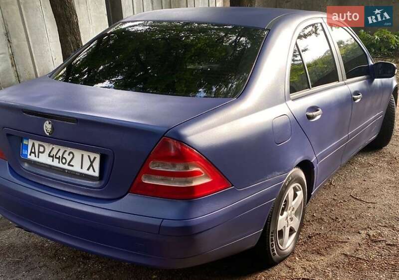Седан Mercedes-Benz C-Class 2000 в Запорожье