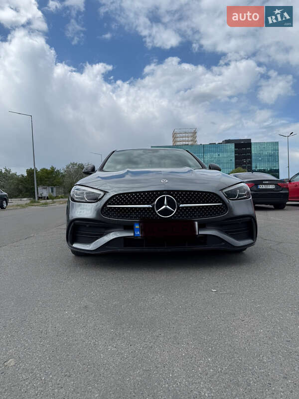 Седан Mercedes-Benz C-Class 2022 в Киеве