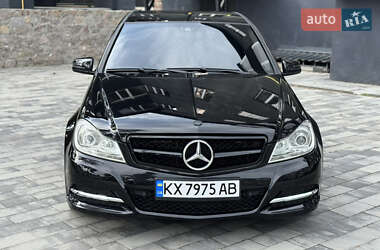 Седан Mercedes-Benz C-Class 2011 в 