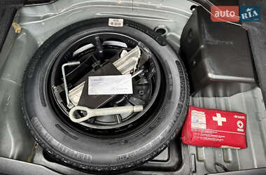 Седан Mercedes-Benz C-Class 2011 в 