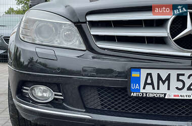 Универсал Mercedes-Benz C-Class 2009 в 