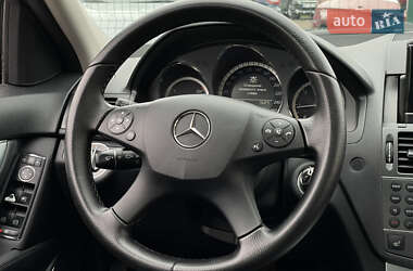 Универсал Mercedes-Benz C-Class 2009 в 