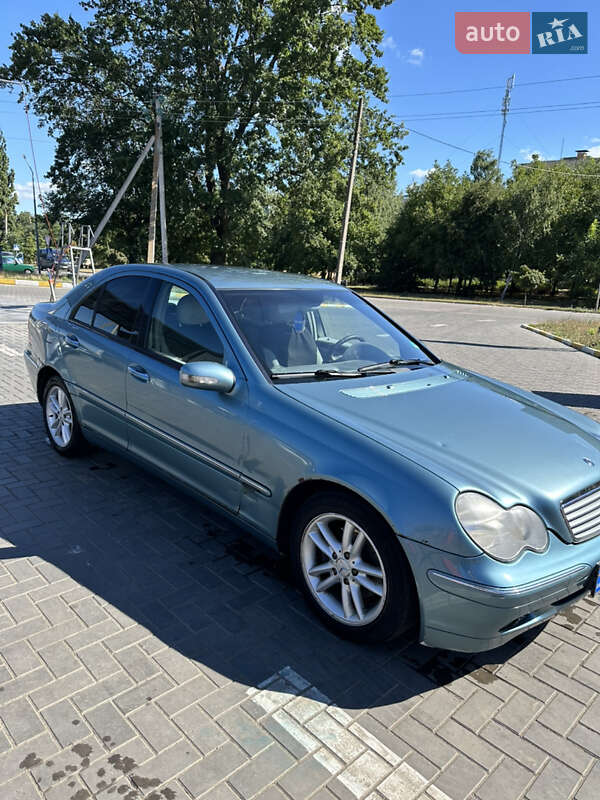 Mercedes-Benz C-Class 2001