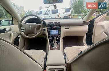 Универсал Mercedes-Benz C-Class 2005 в 