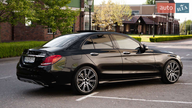 Седан Mercedes-Benz C-Class 2016 в Киеве