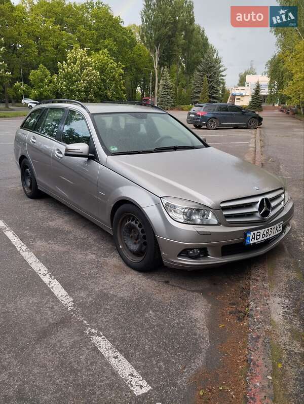Универсал Mercedes-Benz C-Class 2009 в Виннице фото 2 Универсал Mercedes-Benz C-Class 2009 в Виннице