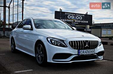 Седан Mercedes-Benz C-Class 2017 в 