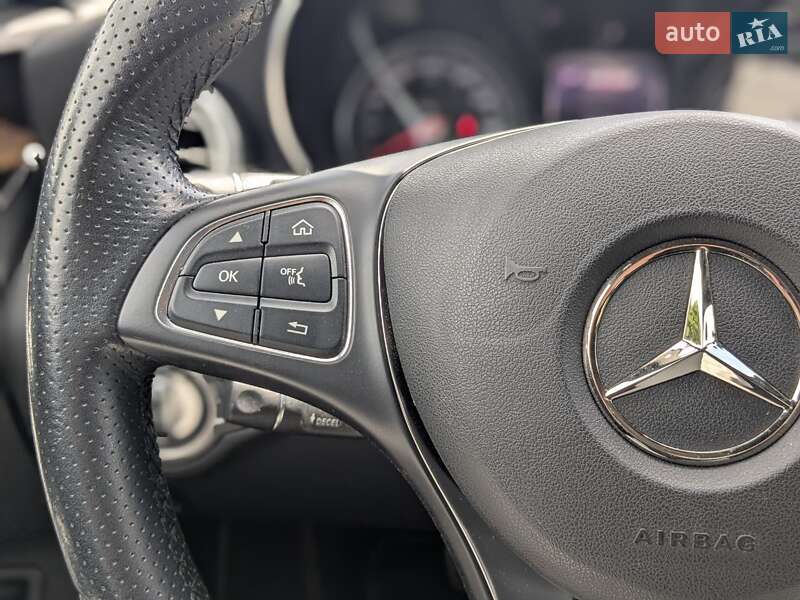 Седан Mercedes-Benz C-Class 2017 в Киеве
