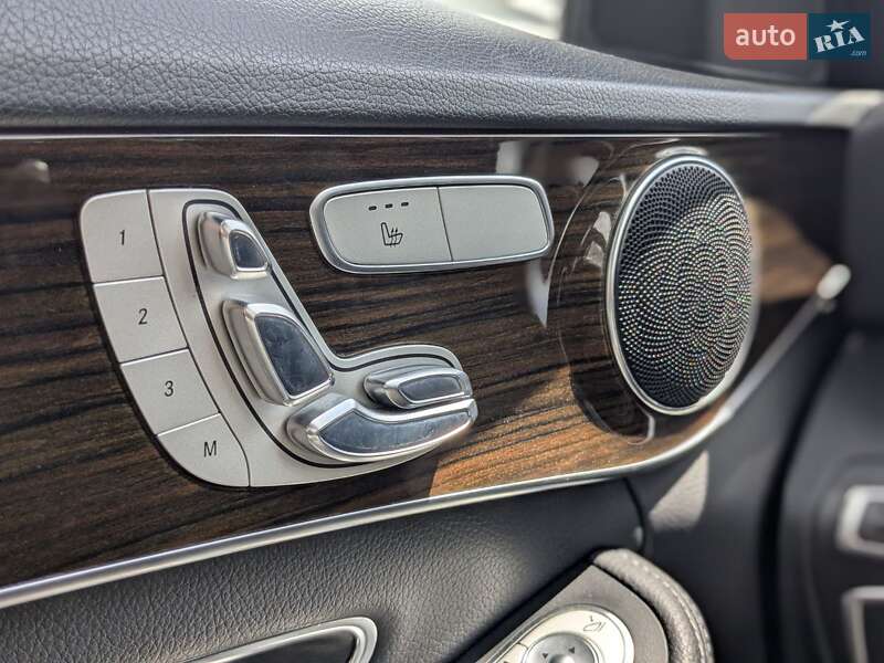 Седан Mercedes-Benz C-Class 2017 в Киеве