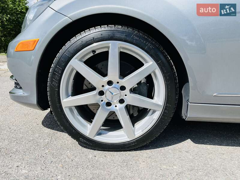 Седан Mercedes-Benz C-Class 2013 в Киеве