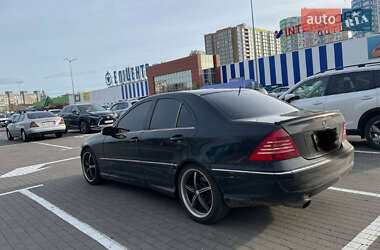 Седан Mercedes-Benz C-Class 2005 в 