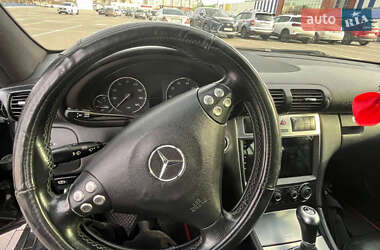Седан Mercedes-Benz C-Class 2005 в 
