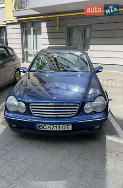 Седан Mercedes-Benz C-Class 2001 в Львові
