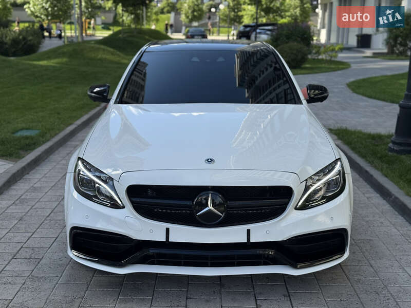 Седан Mercedes-Benz C-Class 2016 в 