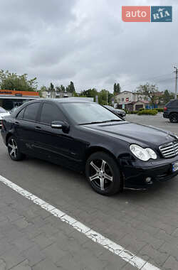 Седан Mercedes-Benz C-Class 2006 в 