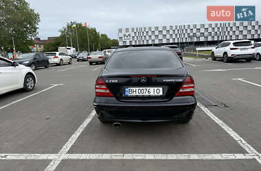 Седан Mercedes-Benz C-Class 2006 в 