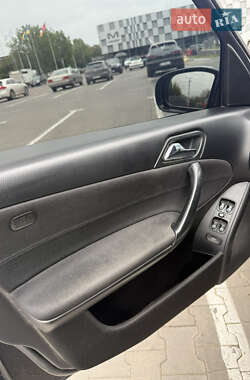 Седан Mercedes-Benz C-Class 2006 в 