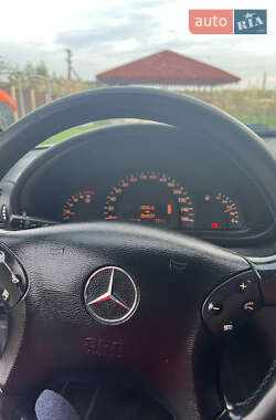 Універсал Mercedes-Benz C-Class 2002 в 