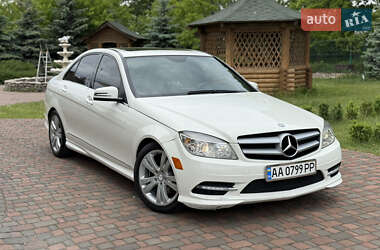 Седан Mercedes-Benz C-Class 2011 в Киеве