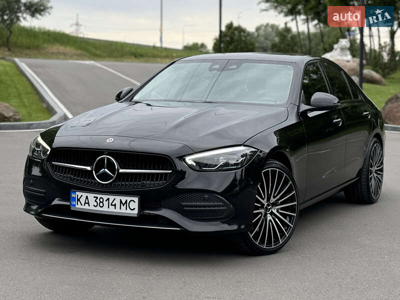 Mercedes-Benz C-Class 2022