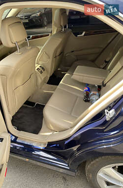 Седан Mercedes-Benz C-Class 2012 в 