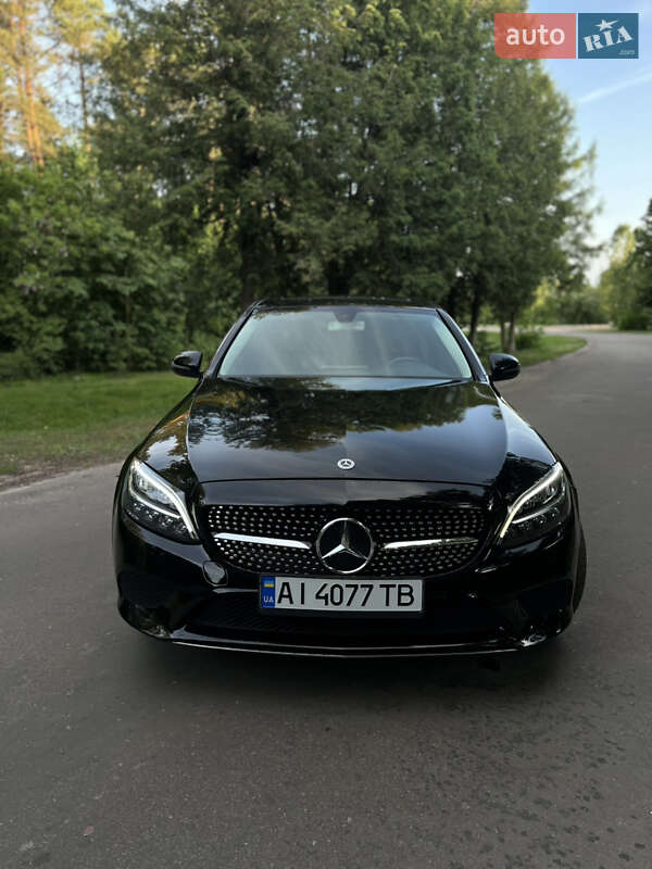 Седан Mercedes-Benz C-Class 2019 в Киеве