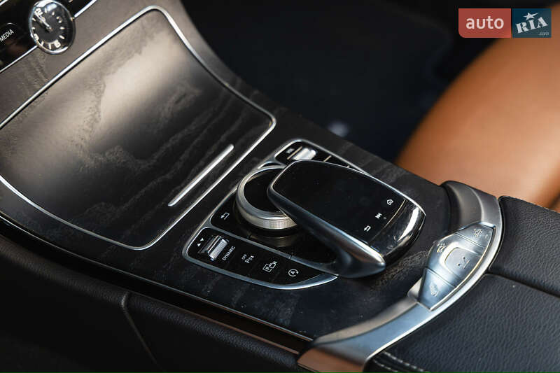 Кабриолет Mercedes-Benz C-Class 2019 в Луцке