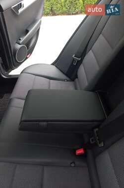 Седан Mercedes-Benz C-Class 2010 в 