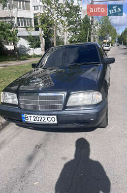 Седан Mercedes-Benz C-Class 1997 в Херсоне