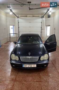 Седан Mercedes-Benz C-Class 2001 в Гоще