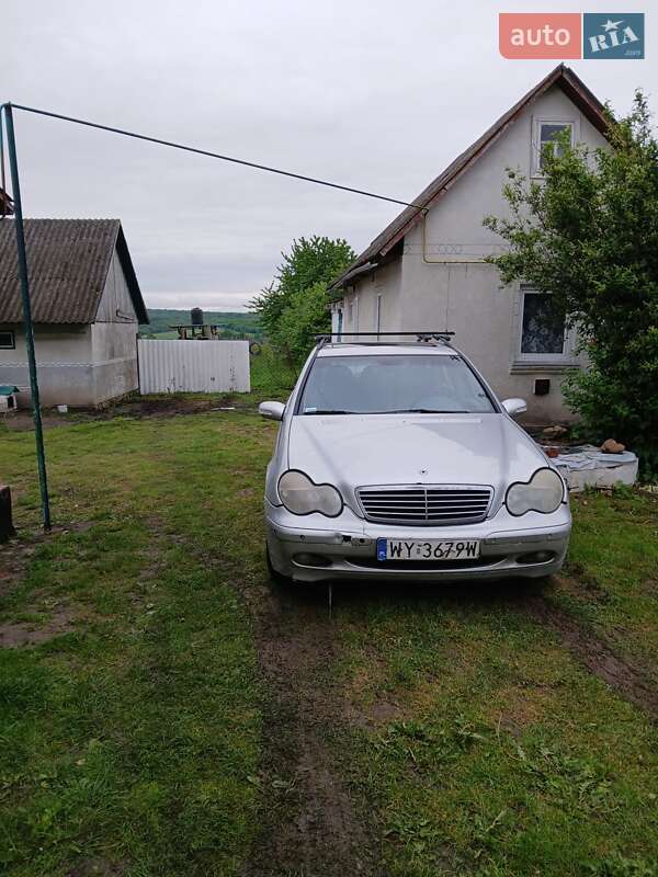 Универсал Mercedes-Benz C-Class 2003 в Ровном