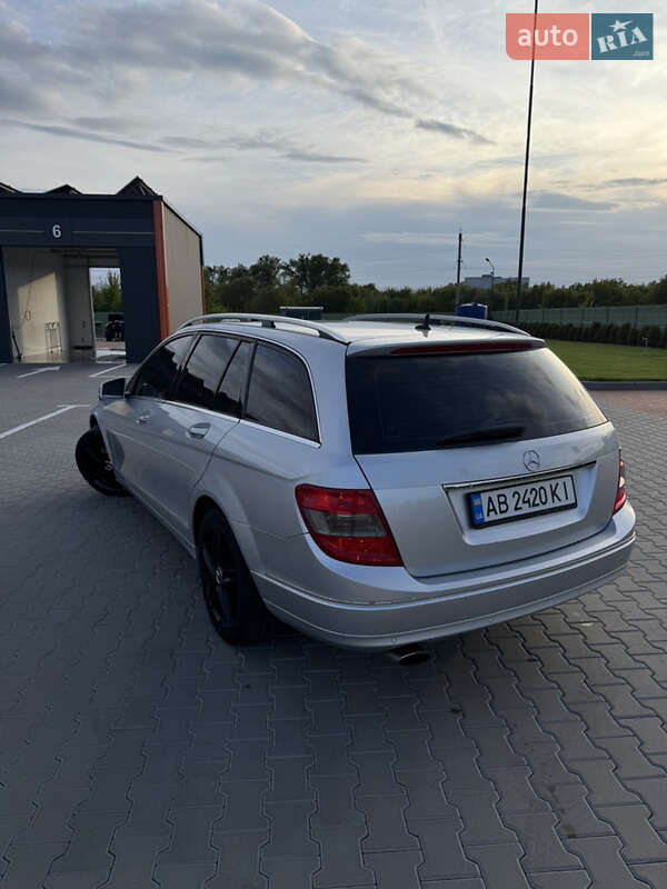 Универсал Mercedes-Benz C-Class 2009 в Виннице